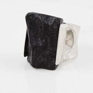 Anne-Marie Chagnon ajustable ring